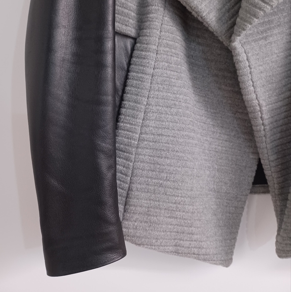 Danier Italian Leather And Wool Cardigan Jacket - Picture 3 of 10